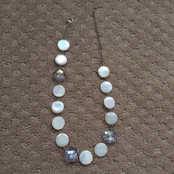 Women's necklace