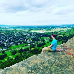 Meet your Posher, Josiah