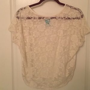 🔮 5 for $25/ 6 for $29 Lace front top