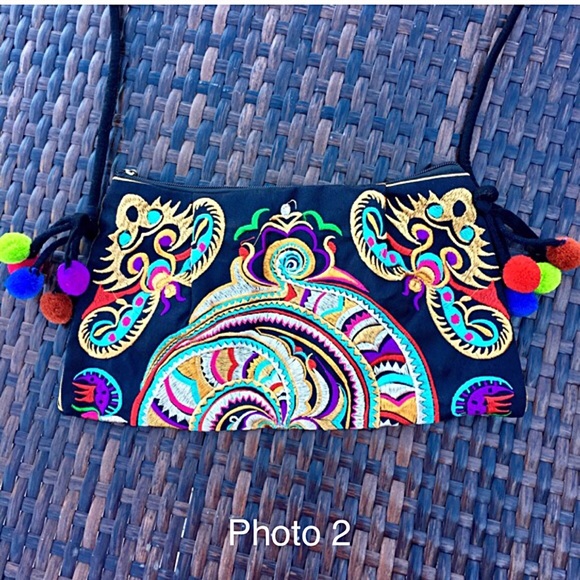 Thailand Cloth Embroidered Boho Crossbody Bag NWT - Picture 2 of 4