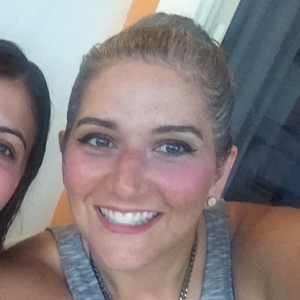 Meet your Posher, Nicole