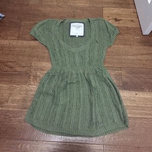 Abercrombie & Fitch sweater