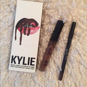 Kylie Jenner Lip Kit VERY GOOD QUALITY