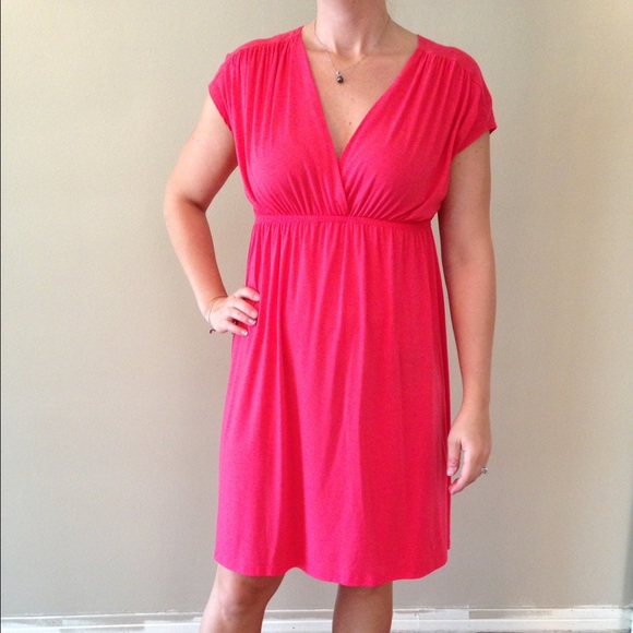 Cute pink dress. Size M