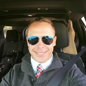 Meet your Posher, Adam