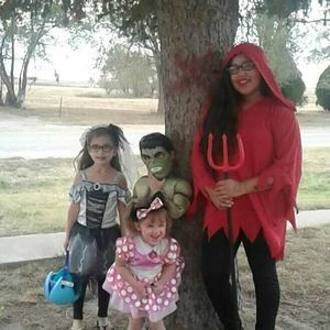 Meet your Posher, Rosa n john