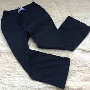 Maternity Black Capris