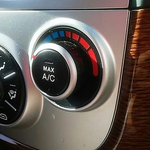 Meet your Posher, Jeannette