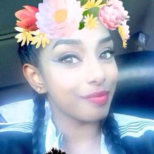 Meet your Posher, Jennervy