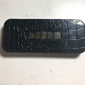 BUXOM CUSTOM EYESHADOW PALLETE