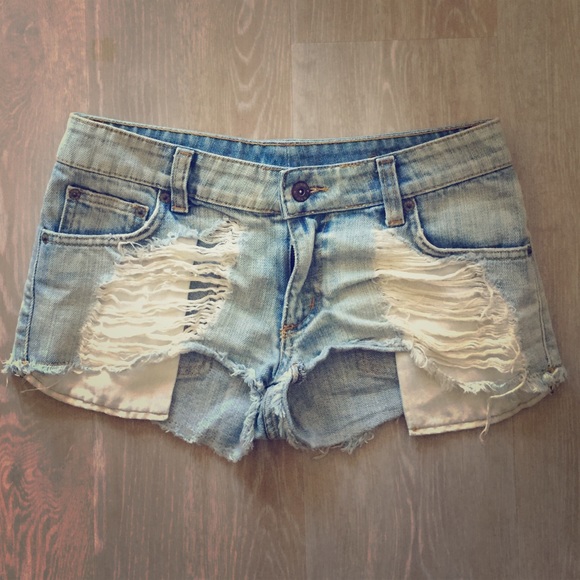 LF CARMAR distressed denim shorts