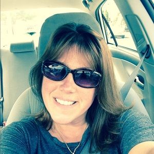 Meet your Posher, Christine