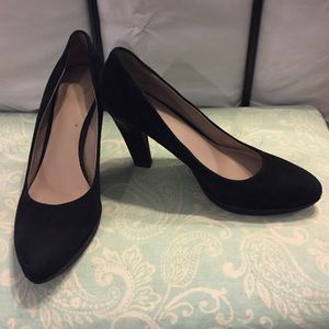 Nine West suede black 4"heels