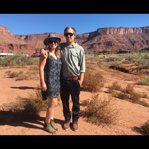 Meet your Posher, Beth - Picture 4 of 4