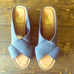 Vintage Crown wedges