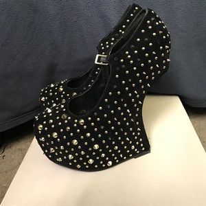 Eclectic wedgeless wedge sz 9