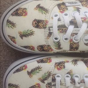 VANS SHOES-Pineapple skulls