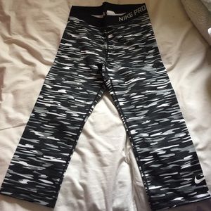 Nike pro leggings