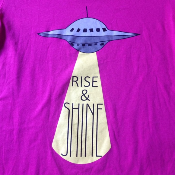 NWT Graphic T Night Shirt size Small