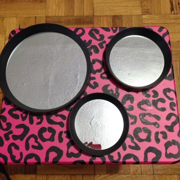 Circle mirror wall decals