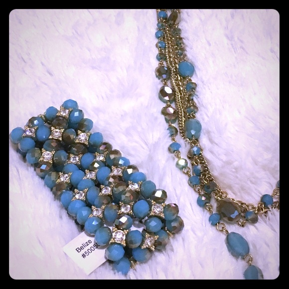 CLOSET CLEAN OUT! NWT! Necklace & bracelet bundle!