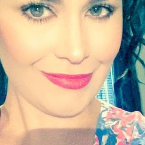 Meet your Posher, Eva