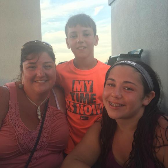 Meet your Posher, Kim - Picture 1 of 1