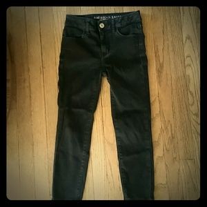 AEO Black High Rise Jegging Crop