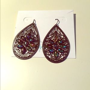 Premier Designs Earrings. Dreamer. New