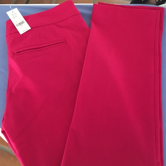 NWT NYC Hot pink 7th Ave slim ankle pant!
