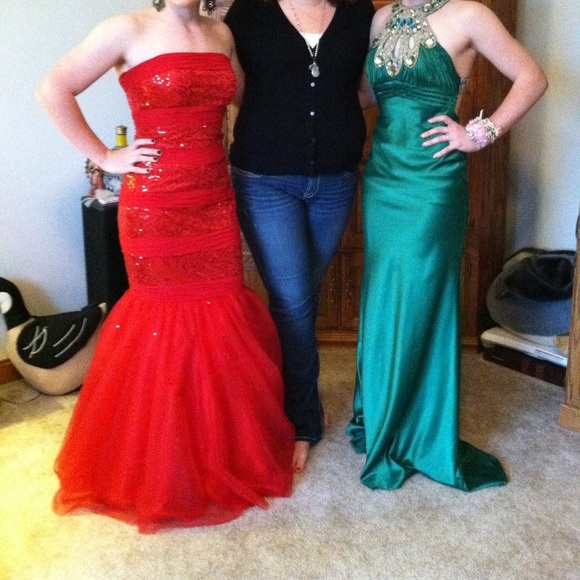 Prom dress - Picture 4 of 4