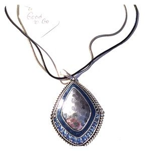 Premier designs Necklace.  Good to go