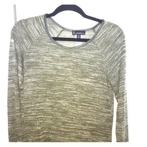 🍁Forest green lightweight sweater SZ Small🍁