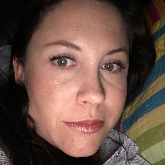 Meet your Posher, Leslie