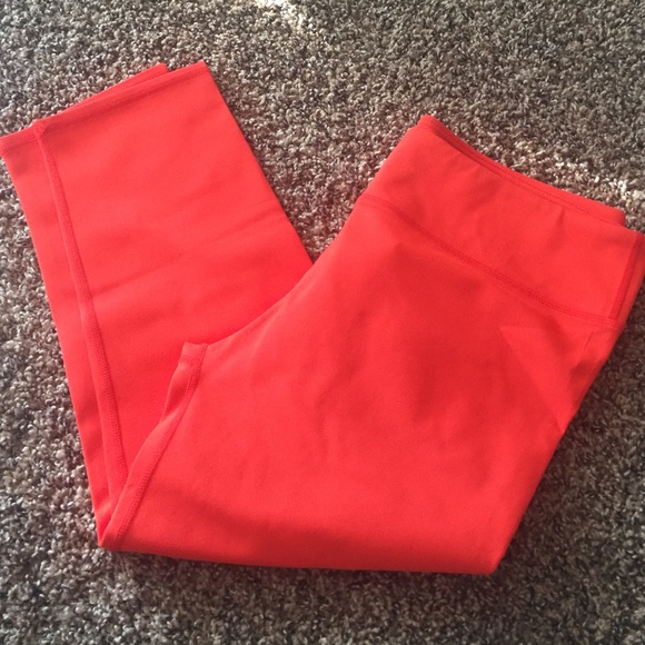 Fabletics Jogging Capris