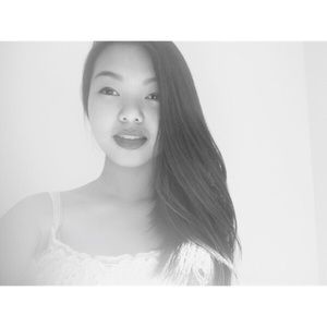 Meet your Posher, Alicia