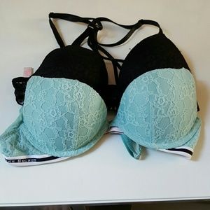 Set of 2 VS bra's