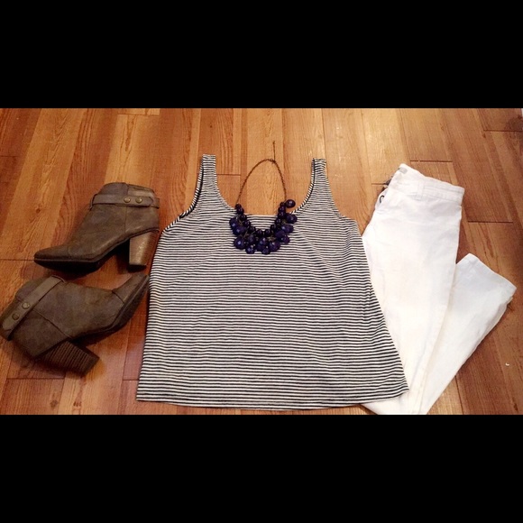 Loose fit striped navy and grayish white tank