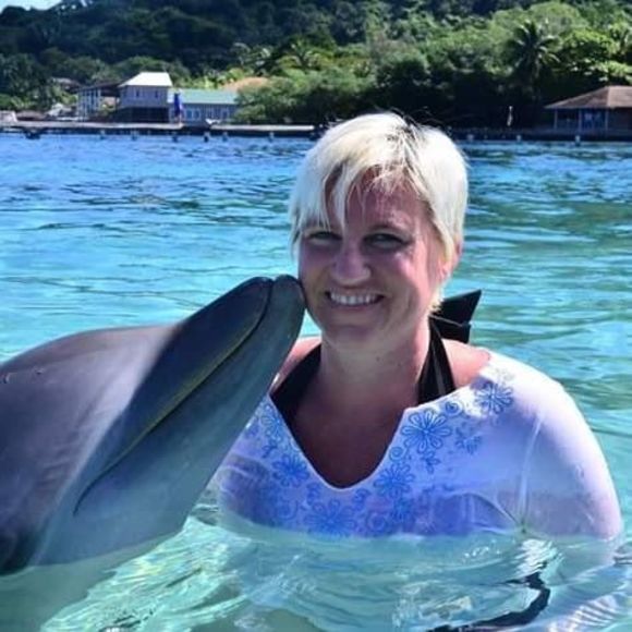 Meet your Posher, Lori