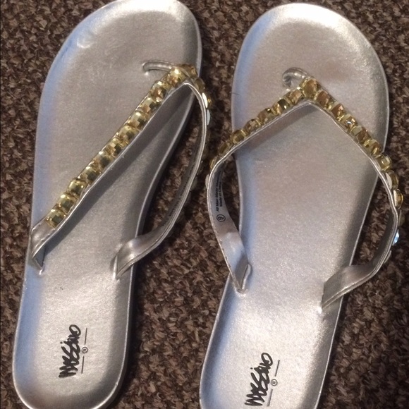 Mossimo Sandals