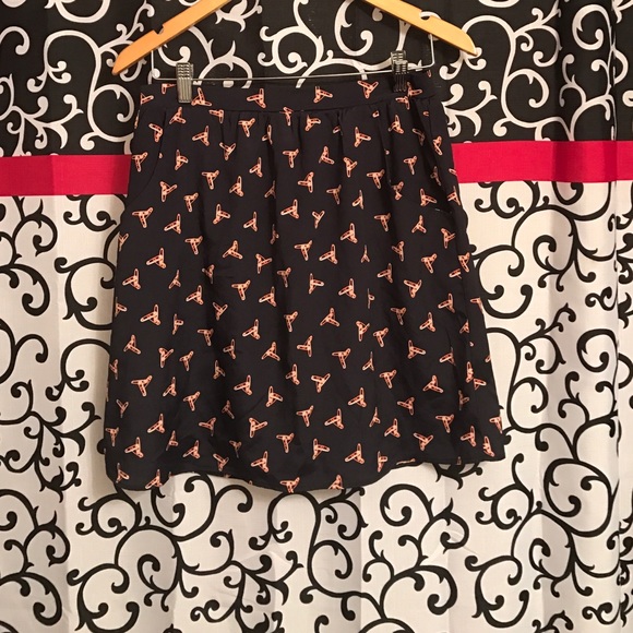 High waisted skirt w/ POCKETS!