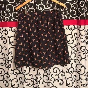 High waisted skirt w/ POCKETS!
