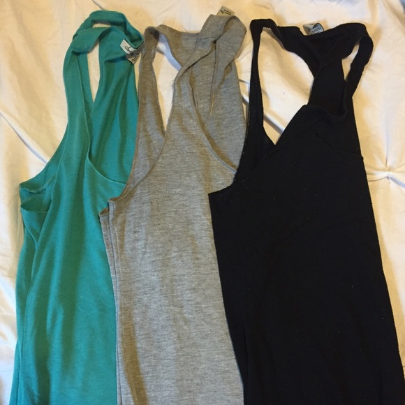 Set of 3 racerback tanks
