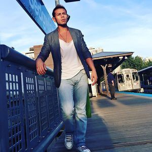 Meet your Posher, Enrique