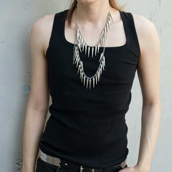 Hot Topic Accessories - Silver Spike Necklace Layered Tiered Punk Unisex Hot Topic Accessories - Silver Spike Necklace Layered Tiered Punk Unisex