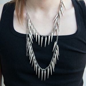 Hot Topic Accessories - Silver Spike Necklace Layered Tiered Punk Unisex Hot Topic Accessories - Silver Spike Necklace Layered Tiered Punk Unisex