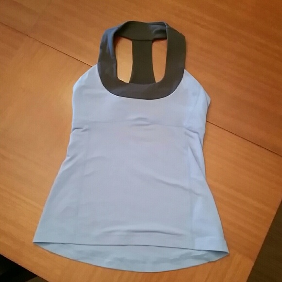 Lululemon scoop neck top