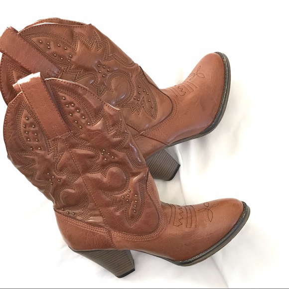 Mia Larue Round Toe Synthetic Mid Calf cowboy Boot