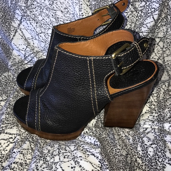 Lucky brand shoes leather open toed slingback heel