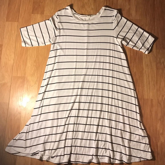 Old Navy Dress White with Navy Stripes